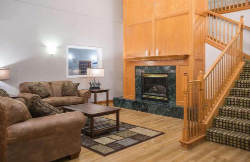 Albany Hotel | Baymont by Wyndham Albany