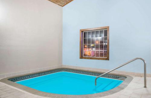 Albany Hotel | Baymont by Wyndham Albany