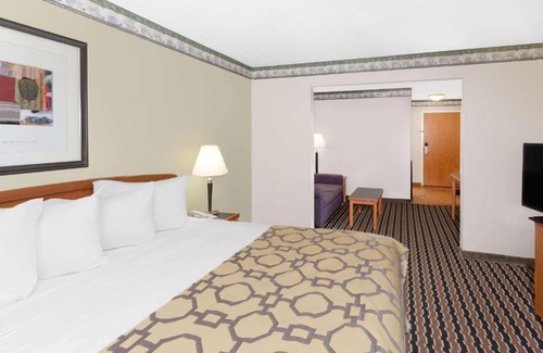 Fort Wayne Hotel | Baymont by Wyndham Fort Wayne