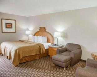 Greenfield Hotel | Baymont by Wyndham Greenfield
