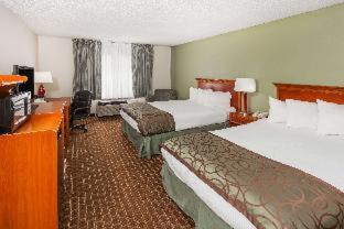Orange Prairie Hotel | Baymont by Wyndham Peoria