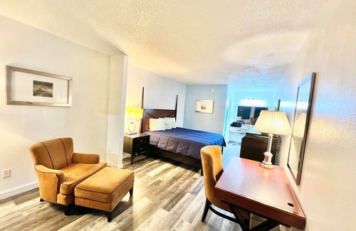 Bayou La Batre Hotel | Bayou Inn & Suites
