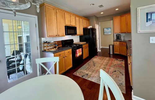 Ocean View House | Bayside Bethany Lakes condo w/shared pools, basketball & tennis court