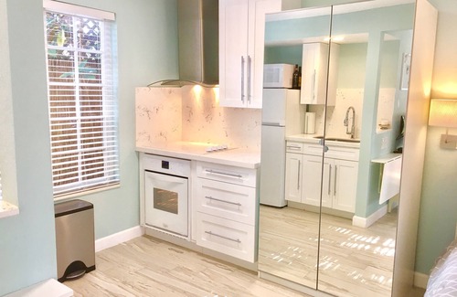 Bayside Historic District Cottage | Bayside Cottage Retreat