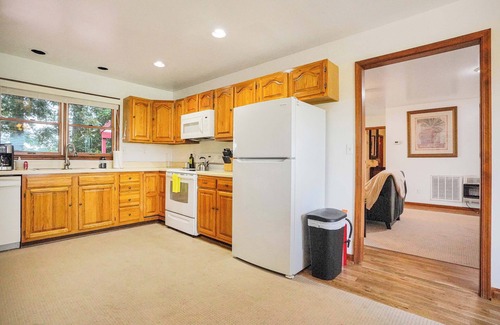 Locustville House | Bayside House with Sunset Water Views on Secluded Private Farm