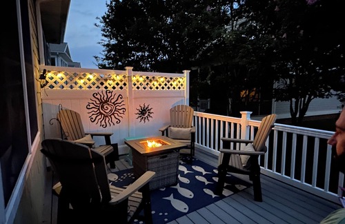 The Commons Villa | Bayside luxury home! Pools, jacuzzi playground Bay view restaurant, golf course!