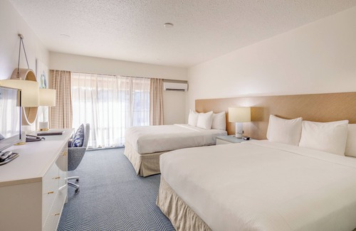 Regional District of Nanaimo Hotel | Bayside Resort, an Ascend Collection Resort