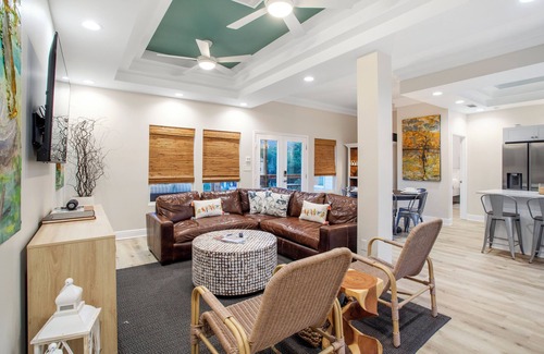 Diamondhead House | Bayside Retreat - 2250 sq ft Bay House w/dock, fire pit, & tons of amenities