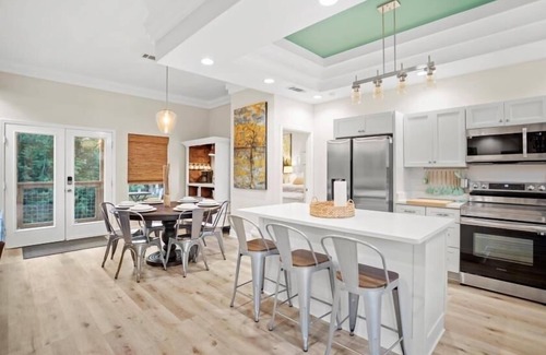 Diamondhead House | Bayside Retreat - 2250 sq ft Bay House w/dock, fire pit, & tons of amenities