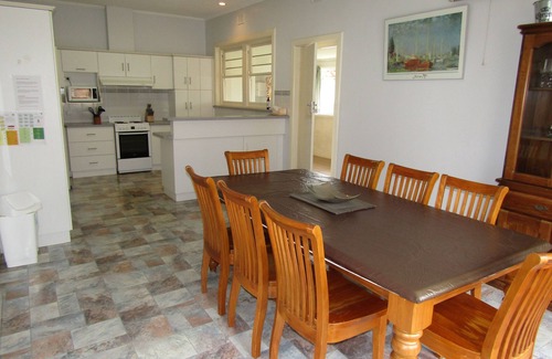 Dalrymple House | Bayview At Stansbury - Esplanade position! - Off Peak Special!