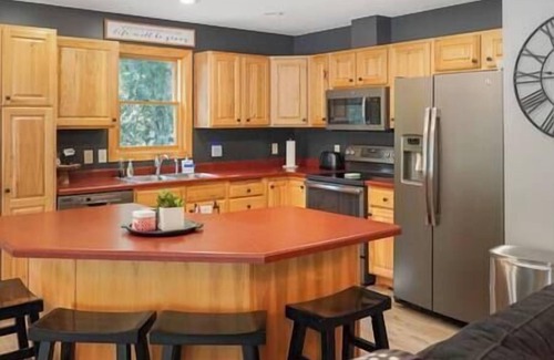 Parkers Prairie House | "Bayview Breeze" on Lake Irene