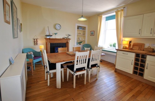 St Monans House | Bayview- relaxing home by the sea