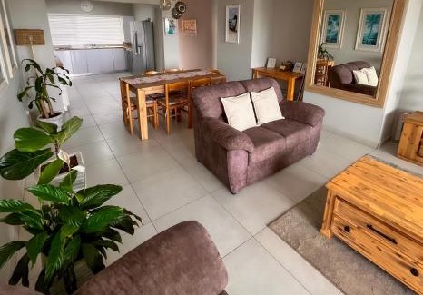 Berea Apartment | Bayview Seafront Apartment