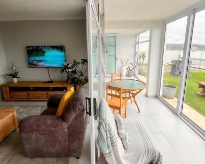 Berea Apartment | Bayview Seafront Apartment