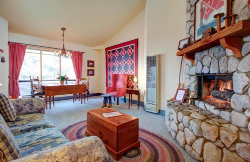Baywood Park Bed & Breakfast | Baywood Inn Bed & Breakfast