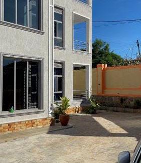 Kampala Apartment | BAZY SUITEs