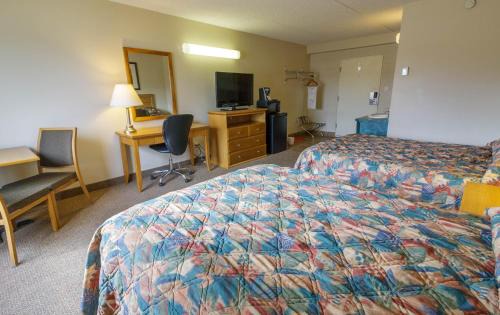 Peace River Hotel | BCMInns - Peace River