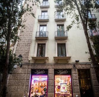 El Born Apartment | BCNGOTIC 31