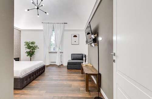 Rione XVIII Castro Pretorio Apartment | BDC - The Boss: Stunning 2-Bdr Apartment @Termini