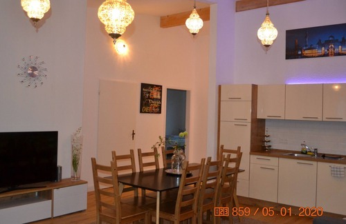 Hausen Apartment | BEAUTIFUL TERRACE