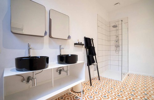 Feronstree et Hors-Chateau Resort | 400 m² Private room ∙ 1 bedroom ∙ 1 guest