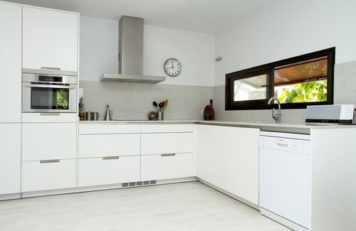 Alcover Villa | Beautiful house eco-design by Costa Dorada, Port Aventura, BCN