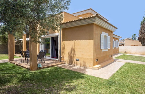 Sa Coma House | Beautiful private villa for 6 guests with A/C, WIFI, private pool, TV, terrace and parking