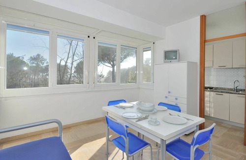Bibione Pineda Apartment | Beautiful apartment for 4 guests with A/C, TV, pets allowed and parking
