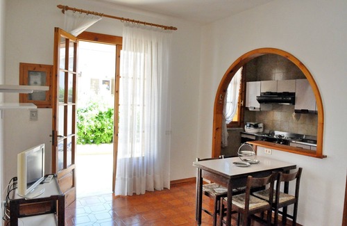 Lido Marini Apartment | Beach 3 minutes away and car BOX