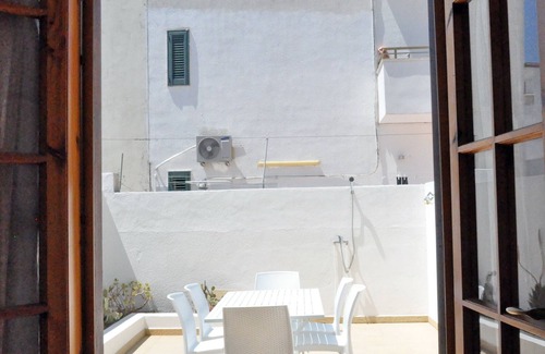 Lido Marini Apartment | Beach 3 minutes away and car BOX