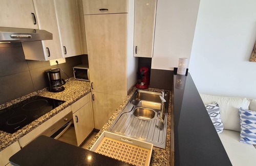 Torrox Costa Apartment | Beach apartment Laguna Beach: sea view, 4 pools (1x heated), tennis, 2 air-conditioned, 2TV