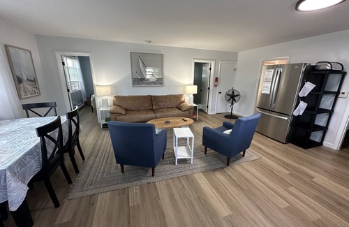 Byfield House | Beach Apt | Steps to the Beach | Lawn | Parking