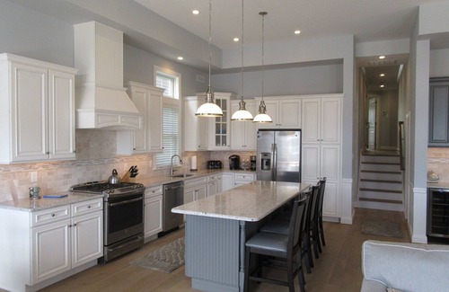 Gold Coast Condo | Beach Block Ocean City 5-room apartment, newly built in desired Goldcoast