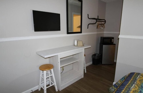 West Ocean City Hotel | Beach Bum West-O Motel