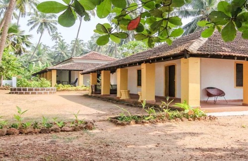 Anjuna House | Beach bunglow with breakfast on Anjuna Beach