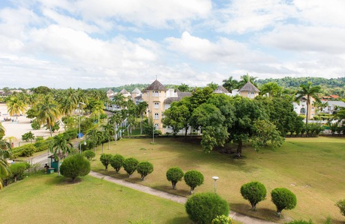 Ocho Rios Apartment | Beach Club 1 Bedroom Apartment