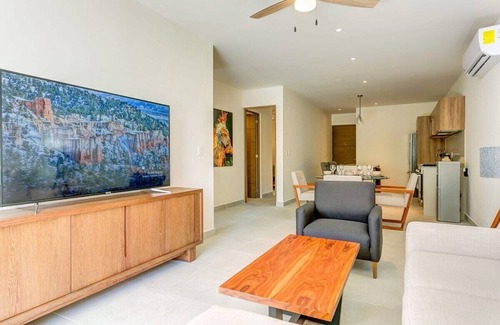Akumal Apartment | Beach Club | Private Jacuzzi | Rooftop Pools | Gym