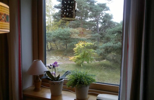 Yngsjo Cottage | Beach cottage in nature reserve with one minute to the sea and the white sand beach