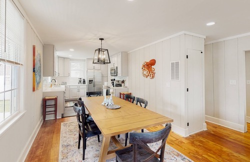 Edgewater House | Beach cottage with firepit, grill, outdoor areas, AC, & W/D