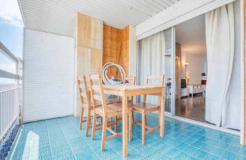 Sant Vicenc de Montalt Apartment | Beach front apartment