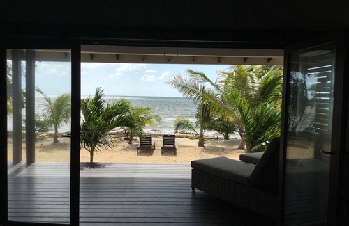 Plantation House | BEACH-FRONT Cabanas SLEEPS 4 in Plantation
