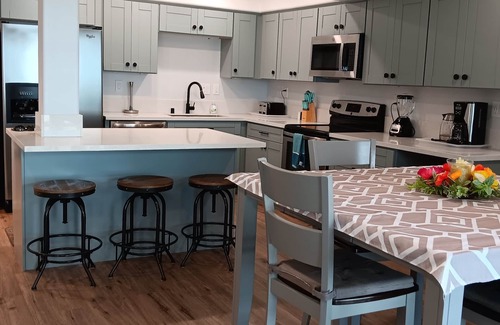 Imperial Beach Condo | BEACH FRONT CONDO! San Diego-Imperial Beach-Coronado