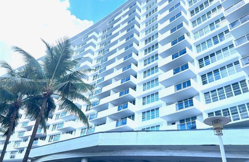 City Center Apartment | Beach Front Decoplage 814 one Bedroom South Beach