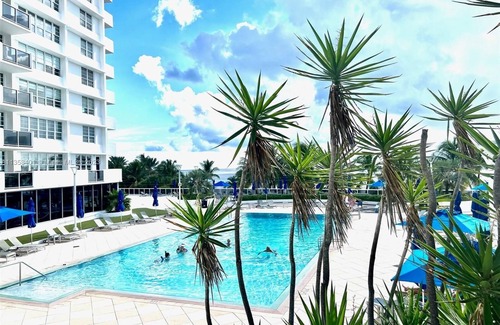 City Center Apartment | Beach Front Decoplage 814 one Bedroom South Beach
