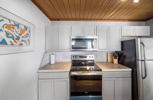 Matagorda Condo | Beach front Getaway with Amazing Views