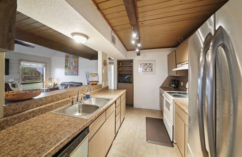 Matagorda Condo | Beach front Getaway with Amazing Views