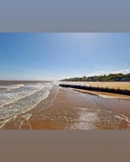 Walton on the Naze House | Beach Front House