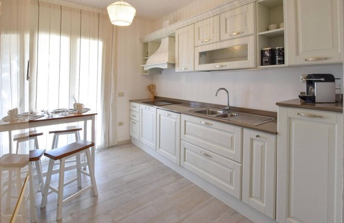 Baia Sant'Anna House | Beach front home in Budoni