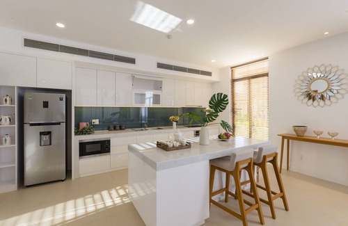 Cam Lam Villa | Beach-front villa in Wyndham Garden Cam Ranh resort, Nha Trang Long Beach