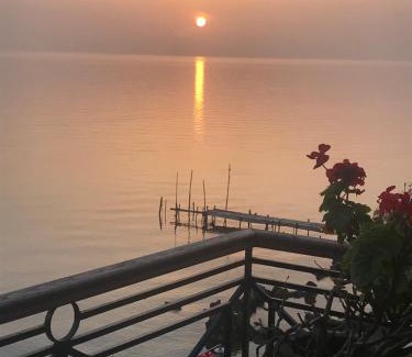 Agia Pelagia Chlomou Villa | Beach Front Villa Litore